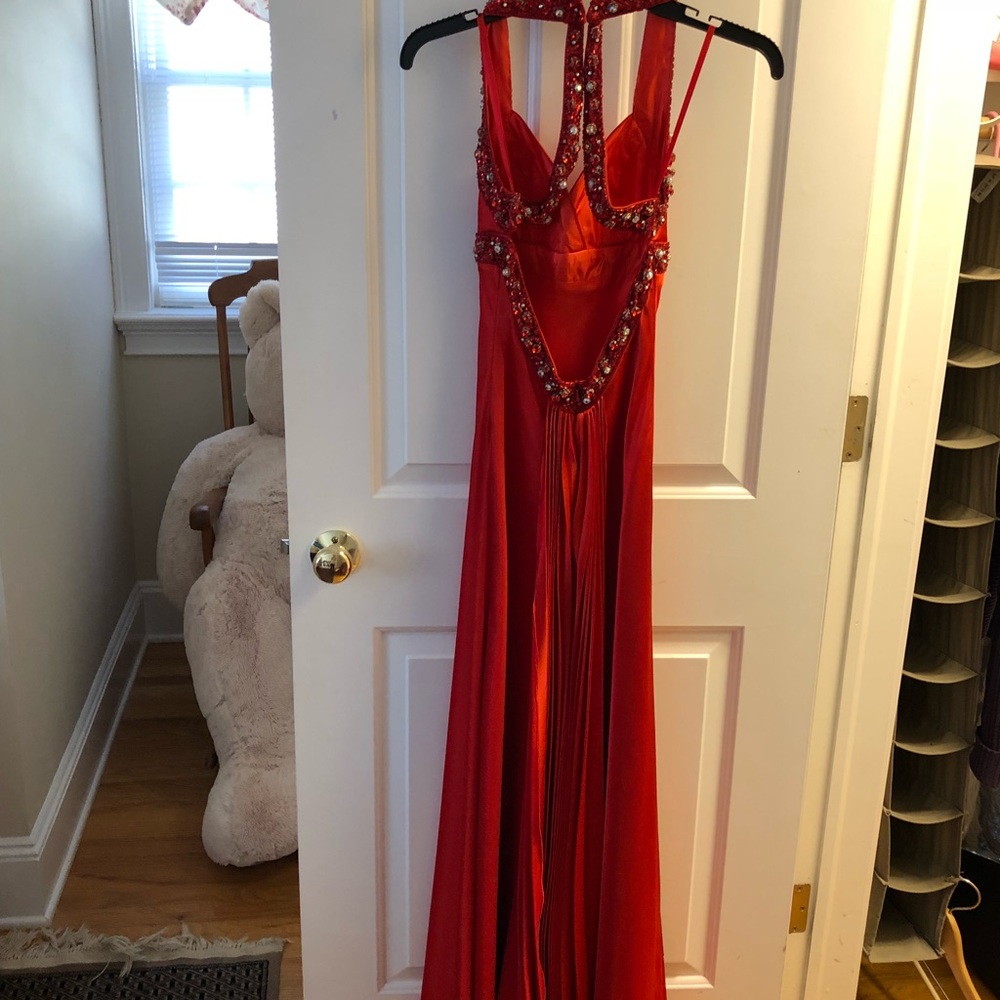 Red prom dress - Picture 2 of 6